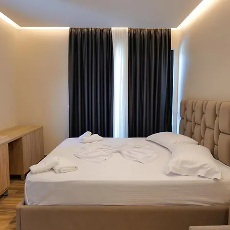 Alexander 4* Ксамил