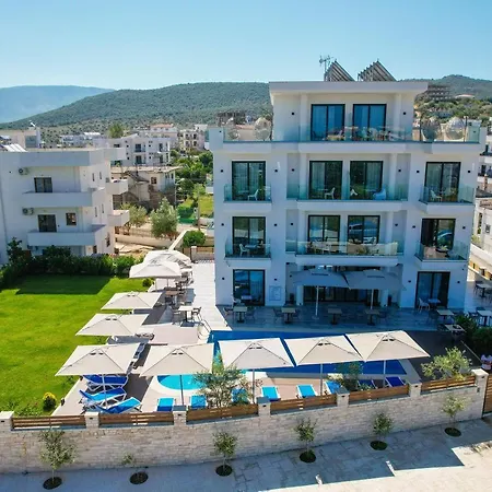 فندق Alexander 4*