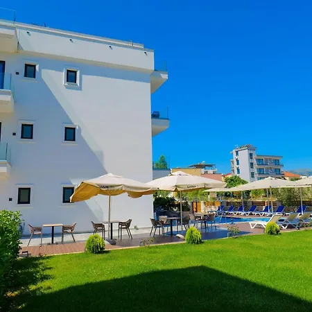 Alexander Hotel
