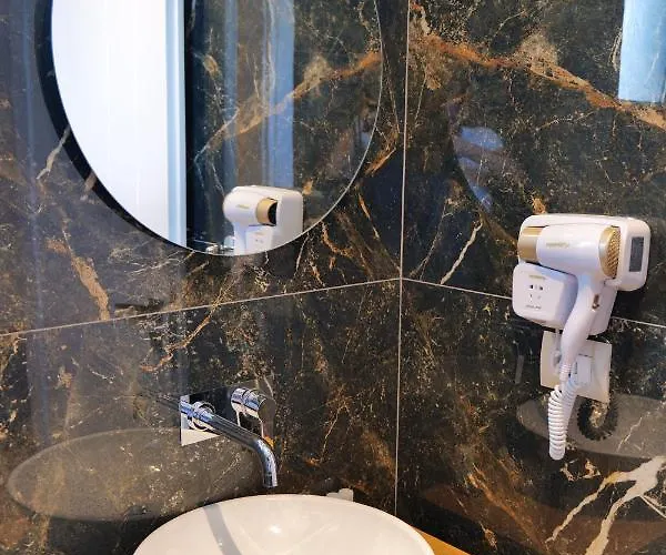 Alexander 酒店 卡萨米尔